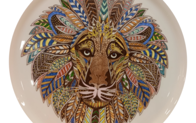 Plats en porcelaine peints à la main : élégance et raffinement